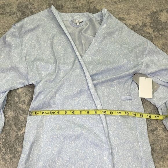 NWT Nordstrom Light Blue Floral Short Kimono Robe Sz XS missing belt - Picture 10 of 11